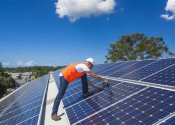 Brasil tem mais de 1,6 milhão de moradias com painéis solares