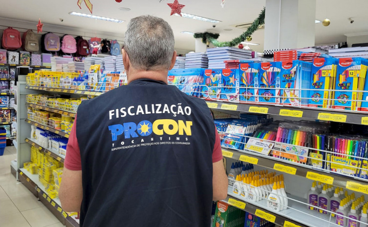 Procon realiza pesquisa de preços de itens do material escolar e encontra variação de até 192% em Palmas