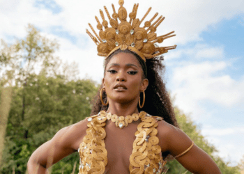 Capim-dourado é destaque em ensaio da escola de samba Unidos do Viradouro, no Rio de Janeiro