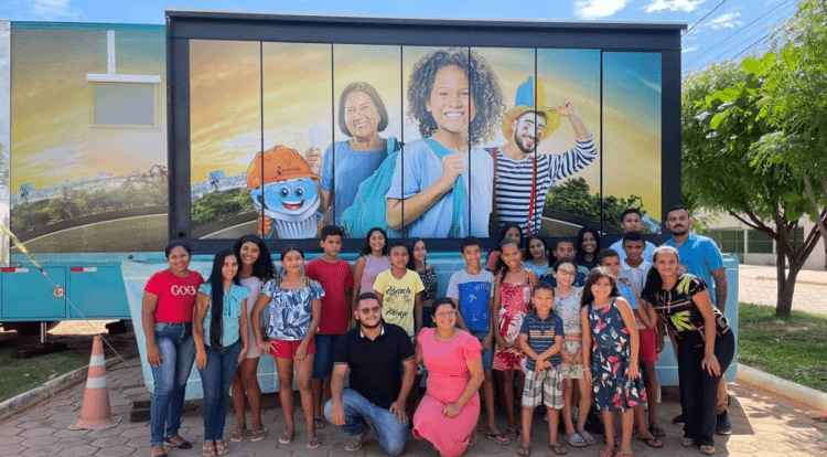 Babaçulândia, Ananás, Tocantinópolis, Augustinópolis e Bernardo Sayão recebem projeto com cinema, teatro, palestras e troca de lâmpadas gratuita 