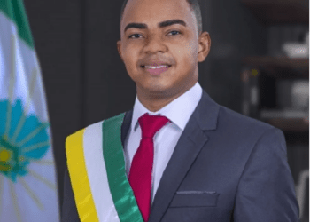 Prefeito de Formoso do Araguaia é preso pela Polícia Federal por posse ilegal de arma de fogo