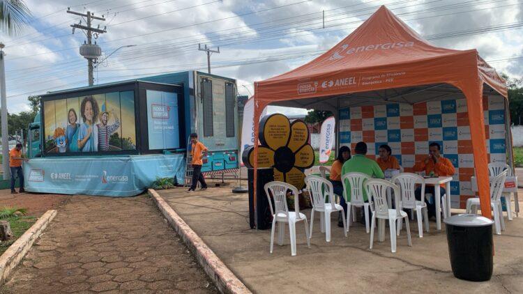 Projeto de Eficiência Energética “ilumina” Paraíso do Tocantins com distribuição de lâmpadas, cinema, teatro e palestras nas escolas 