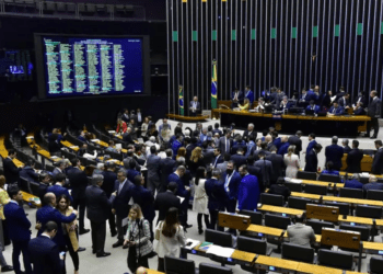 Setor produtivo quer acelerar debate sobre pagamento de Bolsa Família a safristas