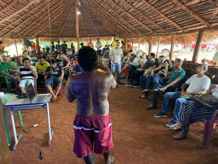 Em Tocantinópolis, membros da Coalizão Vozes do Tocantins participam de oficina sobre alimentação escolar tradicional indígena