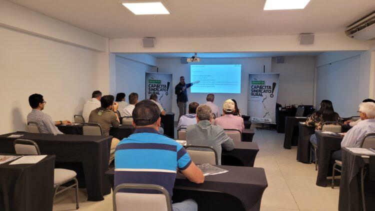 Programa da FAET qualifica líderes rurais