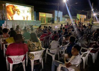 Nossa Energia leva cinema, palestras e troca de lâmpadas para Recursolândia e Couto Magalhães: projeto também estará na AGROTINS