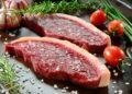 Preços continuam menores que em 2022 e 2023, mas exportação total de carne bovina de abril é a terceira melhor da história em volume