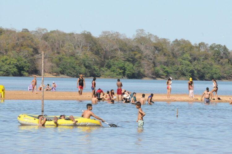 Praias recebem Henry Freitas, Araketu e Tropykália para animar próximo final de semana; confira programação
