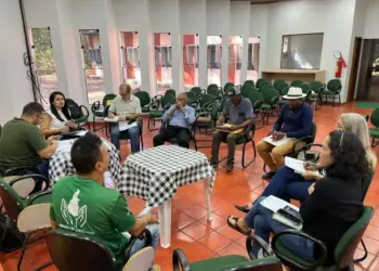Instituto Natureza do Tocantins promove reunião para tratar de Termo de Compromisso que prevê normas de convivência com Torrãozeiros