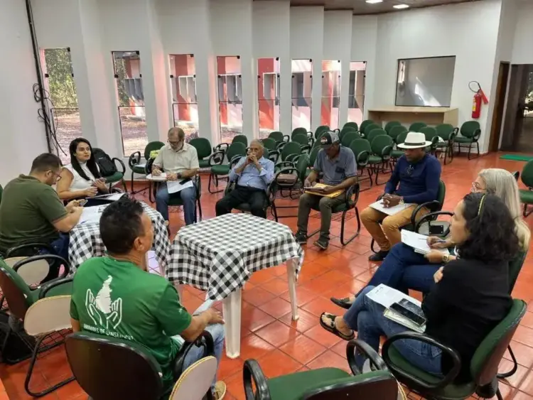 Instituto Natureza do Tocantins promove reunião para tratar de Termo de Compromisso que prevê normas de convivência com Torrãozeiros