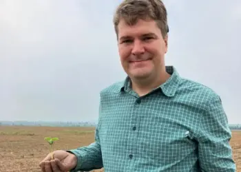 Expansão: Cooperado da Castrolanda planta primeira semente de soja no Tocantins