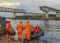 Caminhões que caíram com ponte entre MA e TO tinham produtos perigosos