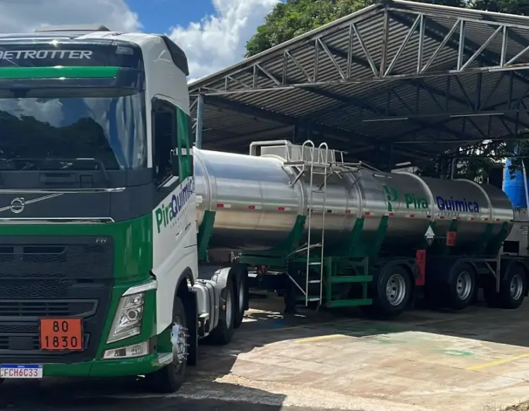 Ibama confirma vazamento de 23 mil litros de ácido sulfúrico no Rio Tocantins após queda da ponte Juscelino Kubitschek