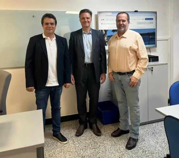Em viagem para Brasília, Presidente da Aproest discute avanços na gestão de recursos hídricos com ANA