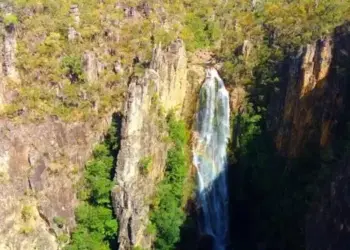 Justiça impede fazendeiro de cobrar pedágio para acesso a cachoeiras na Chapada dos Veadeiros