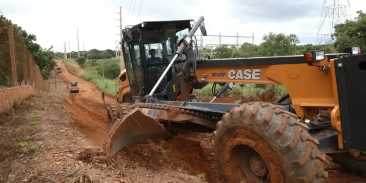 Prefeitura de Palmas amplia esforços na recuperação de estradas rurais