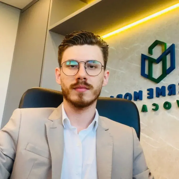 A alienação fiduciária de imóveis e o risco da consolidação da propriedade