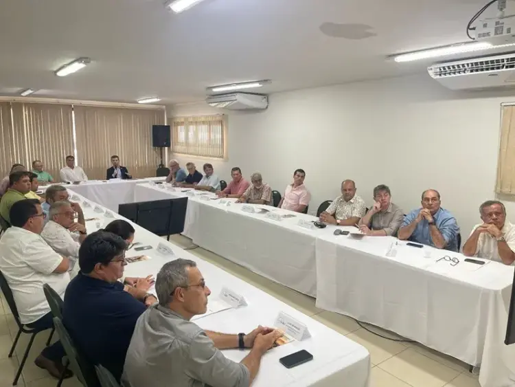 CNA debate cenários e perspectivas do agro para 2025