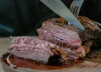 Preço das carnes recua no IPCA-15; confira os cortes mais baratos