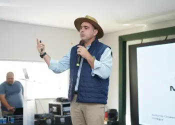 Sebrae promove debate sobre gestão estratégica na pecuária durante a Agrotins 2025
