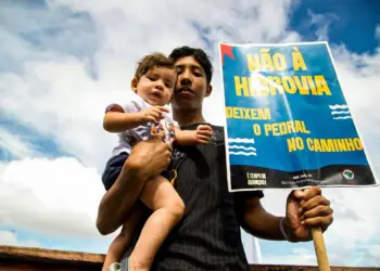 Movimento dos Atingidos por Barragens faz mutirão contra hidrovia e alerta sobre impactos no Tocantins‑Araguaia