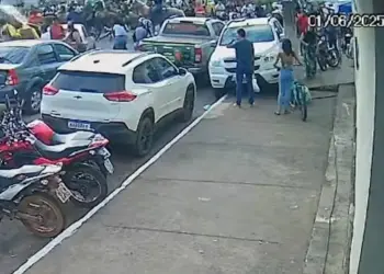 Confusão em cavalgada termina com agente de trânsito ferido por copo de vidro em Paraíso do Tocantins