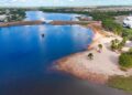Prainha da Via Lago é considerada própria para banho em novo boletim da qualidade da água