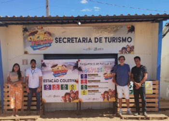 VLI participa de ação da prefeitura de Palmeirante com oficina ambiental para crianças na Praia das Palmeiras
