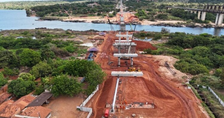 Seis meses após acidente com vítimas, ponte entre TO e MA tem 50% das obras concluídas