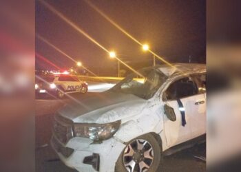 Criminosos invadem fazenda, roubam veículos e fazem família refém, diz polícia