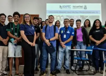 Pragas que afetam fruticultura são tema de orientação a acadêmicos da Unitins