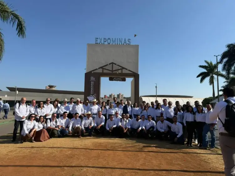 Sistema Faet/Senar leva comitiva de 58 participantes ao Conacarne