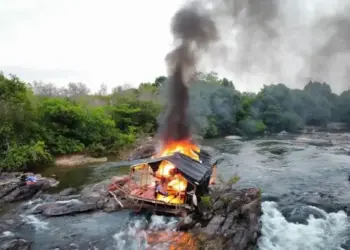 Operação no Tocantins apreende ouro, mercúrio e armas e destrói dragas de garimpo ilegal