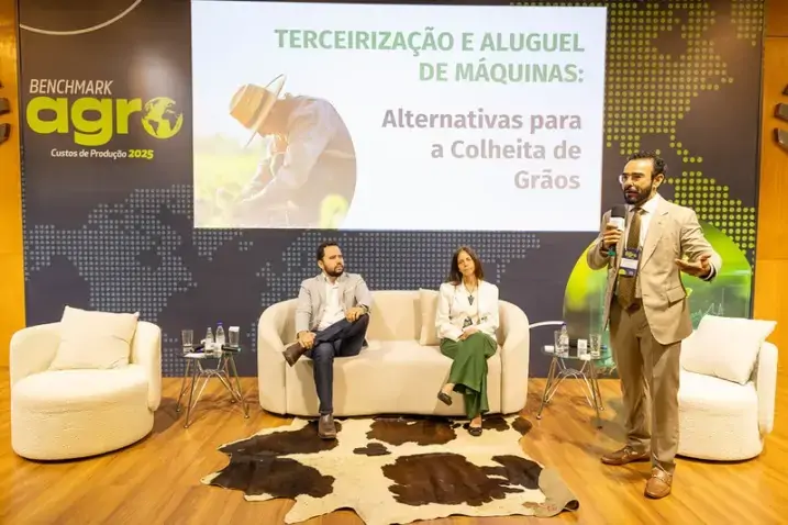 CNA lança estudo inédito e ferramenta que orienta produtores sobre alugar, comprar ou terceirizar máquinas agrícolas