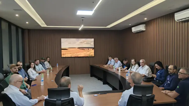 COAPA realiza intercâmbio em cooperativas de Goiás e conhece boas práticas de gestão e industrialização