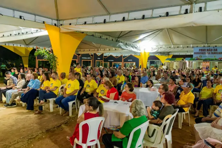 Fé, cultura e tradição marcam a Missa Sertaneja e abertura da 12ª Festa do Produtor Rural em Paraíso do Tocantins  