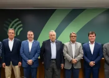 Presidente da CNA é reeleito por unanimidade