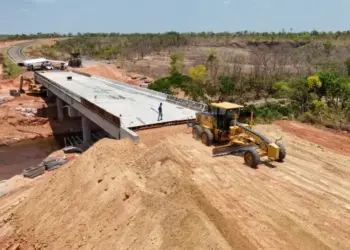 Ponte sobre o rio Vermelho, no Jalapão, tem 99% da estrutura concluída e deve ser inaugurada em dezembro