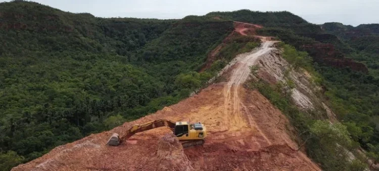 Ibama interrompe construção de estrada sem licença ambiental no Tocantins
