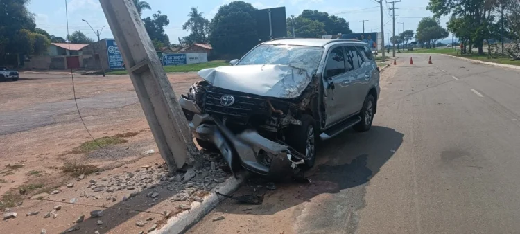 Mais de 250 postes são derrubados por acidentes de trânsito no Tocantins em 2025