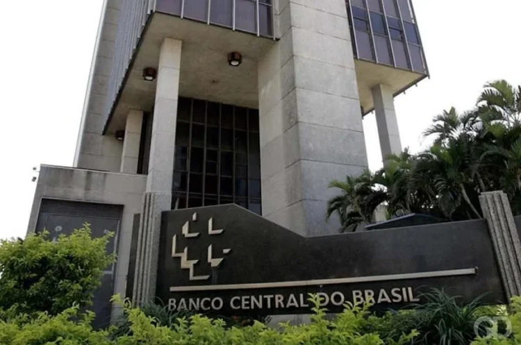 Manutenção da Selic pelo Banco Central gera críticas de setores produtivos