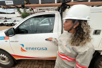Energisa abre vagas preferenciais para mulheres no cargo de eletricista de distribuição
