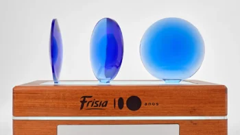 Selo Frísia 100 Anos recebe prêmio internacional de marca