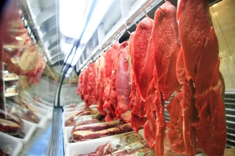Exportações de carne bovina do Brasil somam US$ 18 bilhões em 2025, recorde histórico