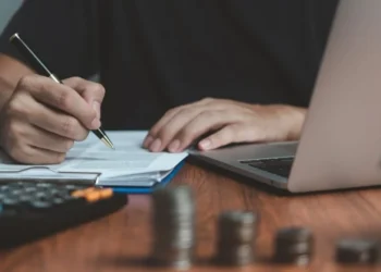 Estoque de crédito rural avança 16% e CPR lidera crescimento, aponta levantamento