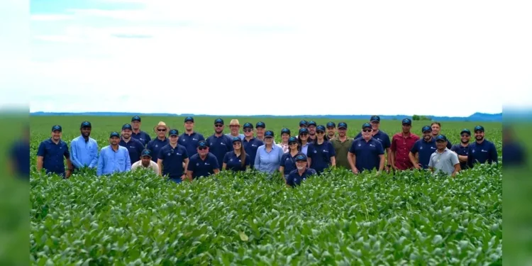 Cooperados da Castrolanda conhecem de perto o potencial agrícola do Tocantins