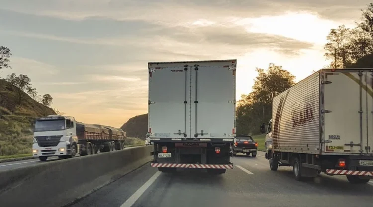 Custos logísticos chegam a 15,5% do PIB e pressionam a economia brasileira em 2025