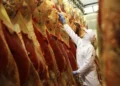 Conflito no Irã pode afetar temporariamente exportações de carne do Brasil, diz MDIC