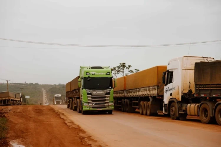 Fretes sobem com alta do petróleo em meio ao escoamento da safra