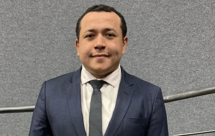 Quem é Mikéias Feitosa, novo secretário executivo da Agricultura e Pecuária do Tocantins